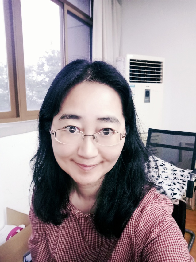 何晓晔(1).jpg 何晓晔(1).jpg